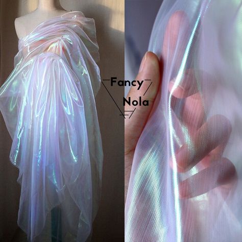 Lukisan Fesyen, Holographic Fabric, Iridescent Color, Idee Cosplay, Creative Costumes, Shiny Fabric, Fibres Textiles, Party Kleidung, Organza Fabric