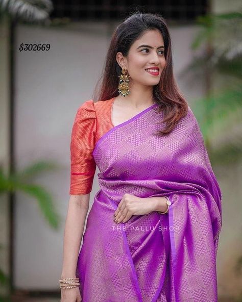 Cotton Blouse Design, New Saree Blouse Designs, Latest Model Blouse Designs, Purple Set, Traditional Blouse Designs, Cutwork Blouse Designs, Wedding Blouse Designs, Blouse Designs Indian, Ladies Blouse Designs