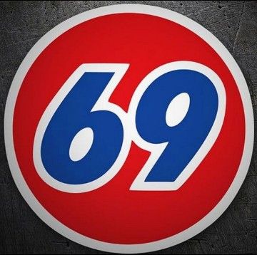 69 Number Design, Black Friday Sale Banner, Retro Graphic Design, Graffiti Doodles, Vw Vintage, Logo Number, Famous Logos, American Racing, Skateboard Stickers