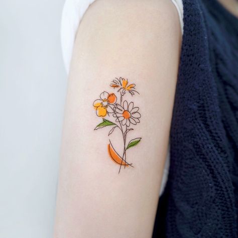 Family Flower Tattoo, Mother Of 3 Tattoo, Matching Family Tattoos, Elephant Family Tattoo, Motherhood Tattoos, Cute Animal Tattoos, Family Tattoo Designs, Funky Tattoos