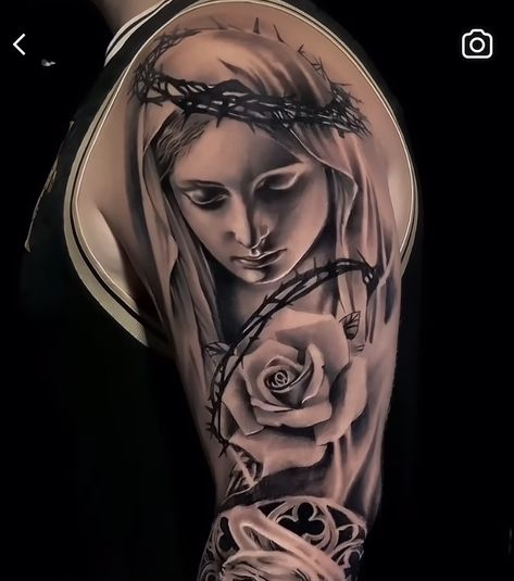 Maria Tattoo, Chicano Style Tattoo, Chicano Tattoo, Android Wallpaper Flowers, 1 Tattoo, Half Sleeve Tattoo, Design Tattoo, Clock Face, Mother Mary