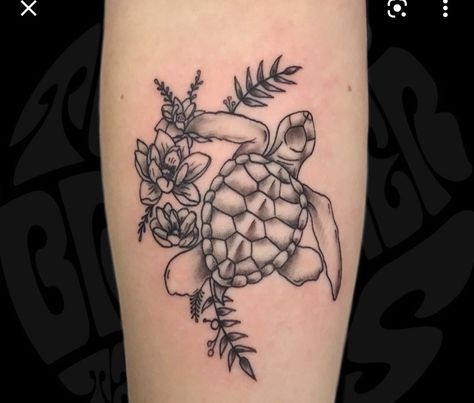 Sea Turtle Tattoos, Sand Dollar Tattoo, Tattoos Forearm, Turtle Tattoos, Sea Turtle Tattoo, Back Of Arm Tattoo, Turtle Tattoo Designs, Animal Tattoo Ideas, Turtle Sea