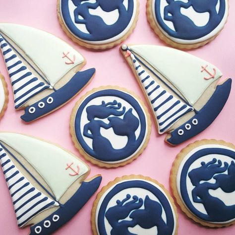 Mermaid and Sailboat sugar cookies - ajc patisserie Boat Cookies, Sailboat Cookies, Sugar Cookies Birthday, Nautical Cookies, Anchor Cookies, Smile Cookies, Whale Cookies, Summer Sugar Cookies, Nautical Birthday Party