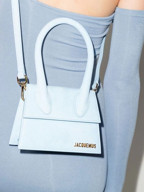 Jacquemus Le Chiquito Moyen, Le Chiquito Moyen, Jacquemus Le Chiquito, Jacquemus Bag, Chic Bags, Celine Luggage Bag, Linen Bag, Givency Antigona Bag, Mode Inspo