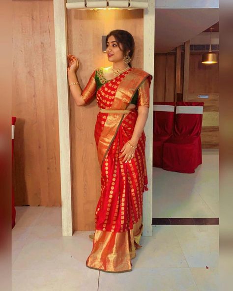 Yellow Red Saree Indian Weddings, Red Colour Pattu Sarees, Red Pattu Saree With Green Blouse, Red Pattu Saree Brides, Red Kanchipuram Saree Bride, Indian Wedding Saree Collection, Red Pattu Saree, Bridal Sarees South Indian, New Saree Designs