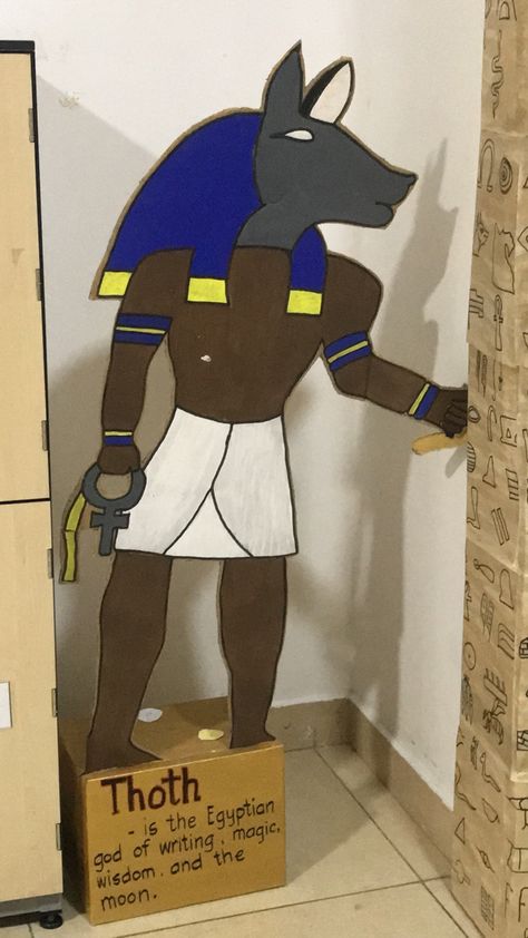 Egypt Door Decoration, Diy Egyptian Decor, Egypt Crafts, Egyptian Party, School Craft, School Decor, Night At The Museum, Tableau Art, Halloween Door