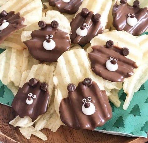 Creative Deserts, Easy Snack Appetizers, Kids Food Crafts, Winter Snack, Ground Hog, Bear Recipes, Bear Picnic, Halloween Food Treats, Edible Crafts