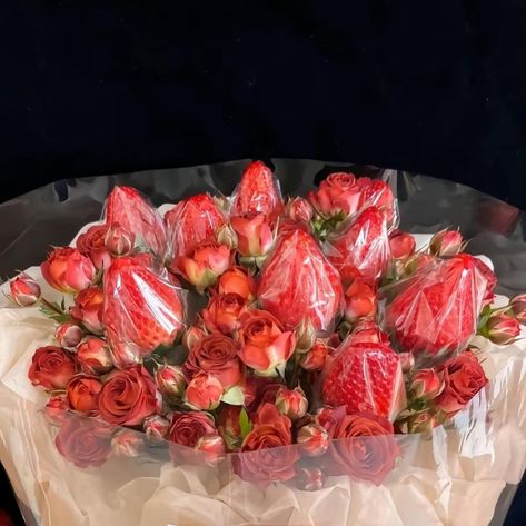 Roseberry - Strawberry and Rose Bouquet Visit our website: xiaflora.com for more 🤍 #fyp #flowers #mothersday