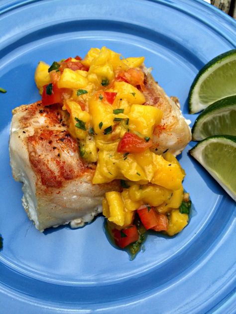 Cod Dinner, Cod Recipes Healthy, Refreshing Dinner, Grilled Cod, Cod Fish Recipes, Mango Salsa Recipes, Salsa Recipes, Cod Recipes, Mango Recipes