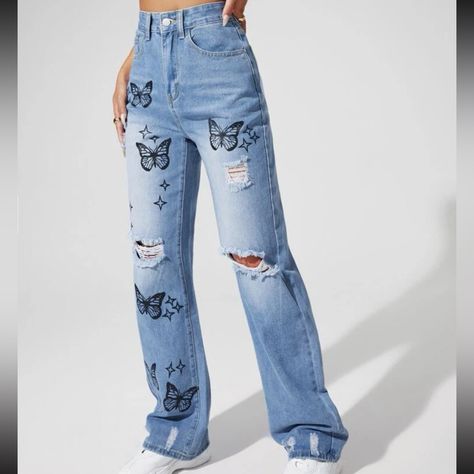 Bnwt Jeans With Printed Butterfly Design Affordable Jeans, Denim Decor, Cute Pants, Denim Patterns, Printed Jeans, Cute Jeans, Clothing Size Chart, Womens Clothing Sizes, Butterfly Print