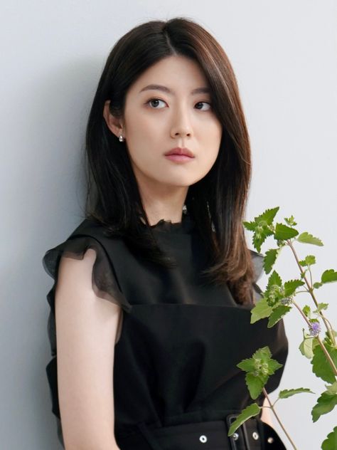 Nam Ji Hyun Actress, Asian Faceclaims, Socks Heels, Nam Ji Hyun, Cats Photos, Ji Hyun, Popular Actresses, Korean Fashion Women