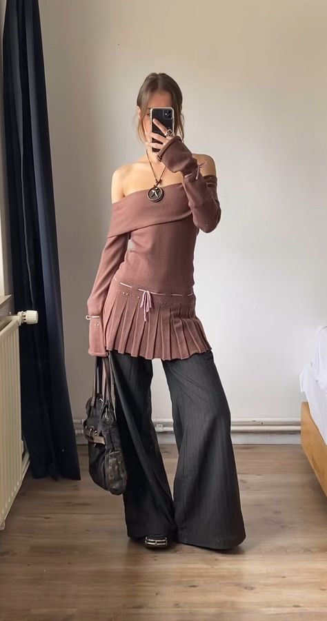 DRESS LINKED TO PIN | outfit inspo, outfit ideas, outfit, clothes, dream clothes, shoes, fashion inspo, fashion outfits, spring outfit, fall outfits 2024, winter outfits, summer fits, outfit ideas for school, summer outfits 2024, vintage, clean girl, aesthetic, y2k, y2k outfits, chic outfits, pretty outfits, knitted mini dress, shoulder off dress, brown dress, mini dress, dresses, everyday outfits, vacation outfits, birthday outfit, college outfits, rave outfits, fall fashion, back to school fit Jeans And Dress Outfit Y2k, Shoulder Off Dress, Outfit Ideas For School Summer, Grunge Mini Dress, Fashion Outfits Spring, Dresses Everyday, Outfits Birthday, Comfy Streetwear, Grunge Fits