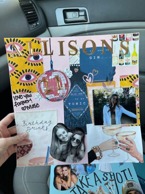 Prom Scrapbook Ideas, First Page Scrapbook Ideas, Sophomore Scrapbook, Scrap Booking Ideas Layouts Aesthetic, Senior Memory Book Scrapbooking, High School Memories Scrapbook, Sorority Scrapbook Ideas Book Pages, Teenage Life Scrapbook, Shot Book 21 Birthday Cover