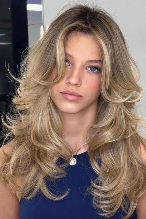 90s Haircuts, Blonde Hair And Blue Eyes, Kadeřnické Trendy, Vacation Hairstyles, Vlasové Trendy, Hairstyles For Layered Hair, Blonde Hair Inspiration, Blowout Hair, Fesyen Rambut