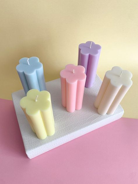 Bend Candles, Bendy Candles Aesthetic, Bendy Candles, Event Florals, Aesthetic Candle, Candles Aesthetic, Aesthetic Candles, Pillar Candle, Candles