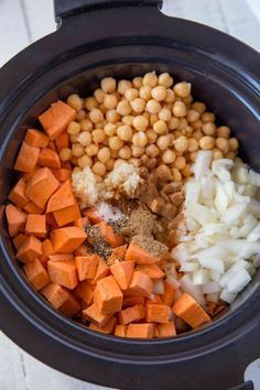 Chickpea Sweet Potato, Sweet Potato Stew, Potato Stew, Stewed Potatoes, Chickpea Recipes, Stew Recipe, Crock Pot Cooking, Sweet Potato Recipes, Vegan Dishes