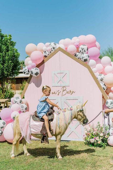 Rodeo Birthday Party Decorations, Cow Balloon Garland, My First Rodeo Birthday Party, Cow Balloons, Holy Cow Im One, First Rodeo Birthday Party, My First Rodeo Birthday, Barn Birthday Party, Barnyard Bash