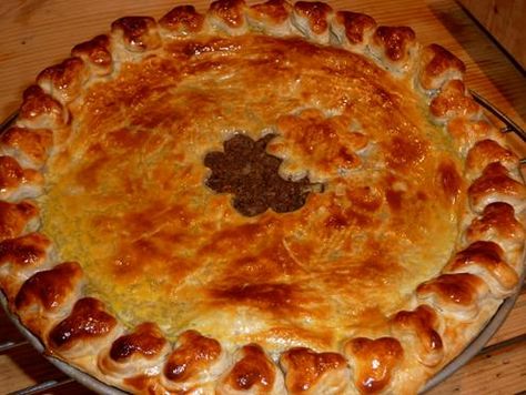 French Canadian Meat Pie (Tortiere) image Tourtiere Recipe Quebec, Tortiere Recipe, Tourtiere Recipe, Canadian Meat Pie, Canadian Recipes, Canadian Dishes, Meat Pie Recipe, Meat Pies, Savory Pies