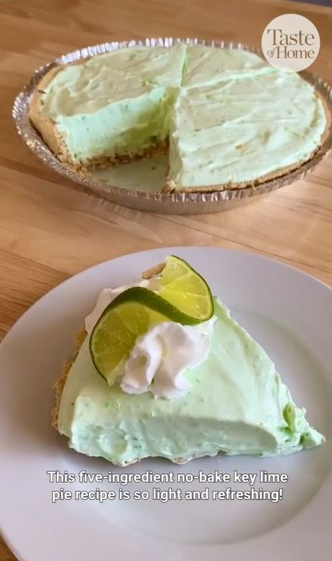 Taste of Home - This Fluffy Key Lime Pie Is Taking the... Kermits Key Lime Pie Recipe, Let Lime Pie, Key Lime Pie Cookies Taste Of Home, Fluffy Key Lime Pie Taste Of Home, Pretty Key Lime Pie, Kit Kat Cookies, Jello Flavors, Keylime Pie Recipe, Yogurt Flavors