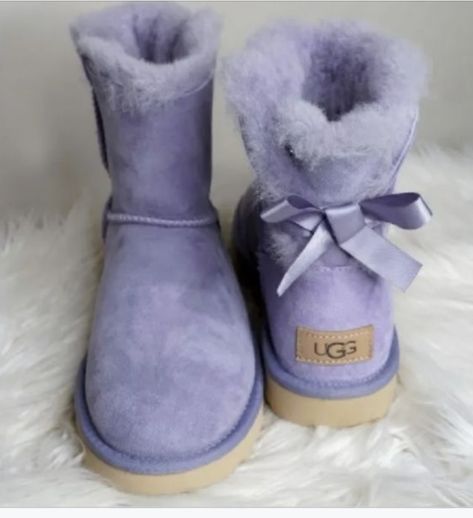 Nina Core, Purple Ugg Boots, Lavender Outfits, Purple Uggs, Bape Shoes, Ugh Boots, Cute Uggs, Ugg Ankle Boots, Ugg Bailey Bow