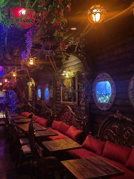 A Curse Turned Pirates Into Dogs at This Shipwreck Bar Downtown - Eater Vegas Pirate Restaurant, Dcp Room Decor, Pirate Food, Pirate Bar, Nautical Bar, Marketing Merchandise, Pirate Room, Tropical Cocktails, Livin The Dream