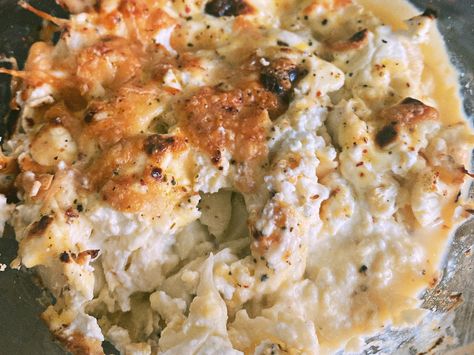 Eat This Much, your personal diet assistant Cottage Cheese Cauliflower, Cheese Cauliflower Bake, Recipes Using Cottage Cheese, Twice Baked Cauliflower, Cheese Cauliflower, Cauliflower Bake, Baked Buffalo Cauliflower, Cottage Cheese Salad, Loaded Cauliflower