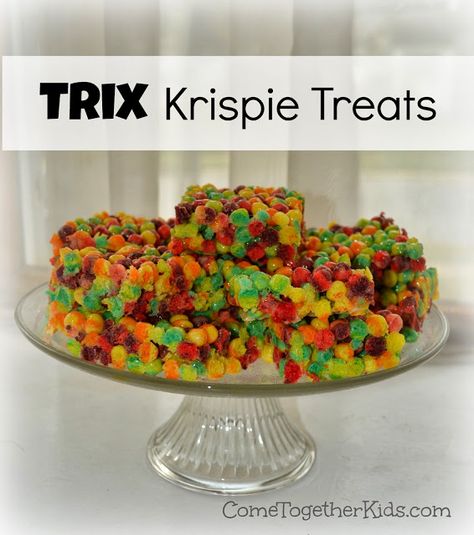 Krispy Treats made with Trix - so fun and colorful. Think I'll use these for my daughter's tie dye birthday party. Tie Dye Birthday Party, Colorful Swirls, Tie Dye Birthday, Sugar Free Sweets, Tie Dye Party, Beach Dinner, Preschool Snacks, Small Party, Desserts For A Crowd