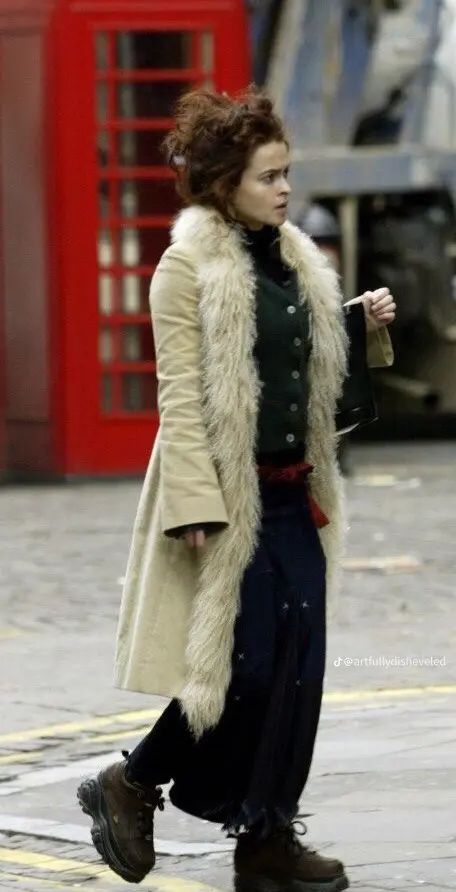 Style For Short Women, Helen Bonham, Fashion Designer Aesthetics, 90’s Outfits, Fashion Gal, Helena Bonham, Bonham Carter, Outfit Layout, Fashion Goals