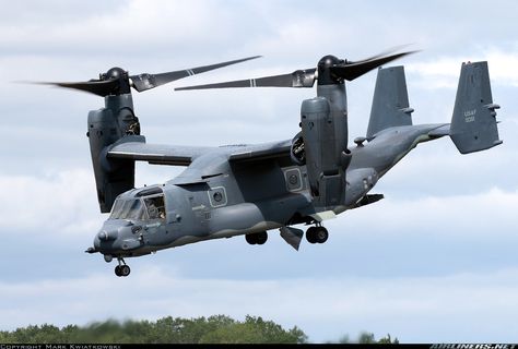 Bell-Boeing CV-22B Osprey - USA - Air Force | Aviation Photo #4458287 | Airliners.net Osprey Helicopter, Chopper Tank, V 22 Osprey, Fixed Wing Aircraft, Military Helicopter, No Future, Air Planes, Military Forces, Concept Ships