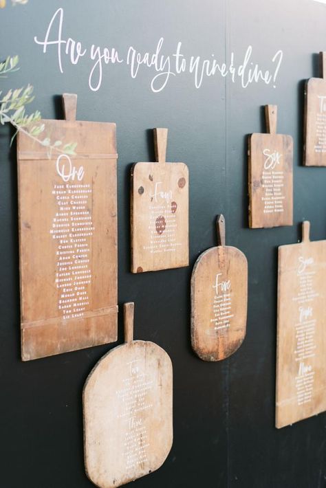 Here's How To Throw The Ultimate Vineyard Wedding Wedding Seating Chart Display, Seating Plans, Decoration Restaurant, Napa Valley Wedding, Hand Lettering Inspiration, Event Signage, Display Table, Seating Plan Wedding, Seating Plan