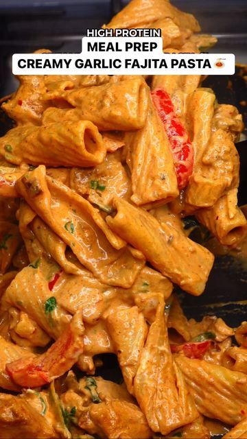 Bulk Meal Prep, Protein Pasta Recipes, Fajita Pasta, Protein Meal Prep, High Protein Meal, Raw Chicken Breast, Protein Food, High Protein Meal Prep, Healthy Lunch Meal Prep