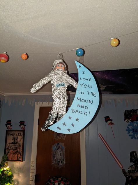 Elf On The Shelf Alien Abduction, Astronaut Elf On The Shelf Ideas, Space Elf, Awesome Elf On The Shelf Ideas, Alien Abduction, Space Planets, Elf Ideas, Elf On The Shelf Ideas, Holiday Decorating