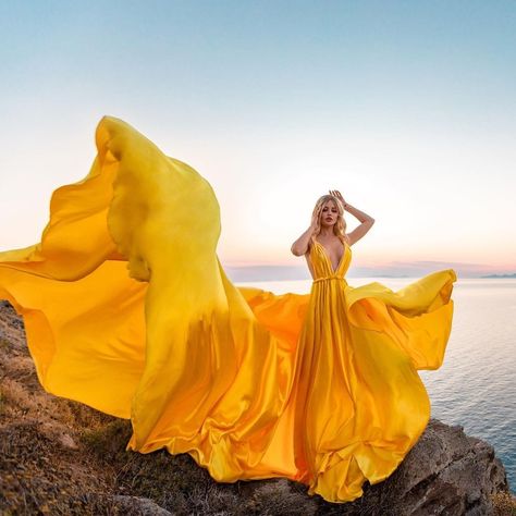 Creative Portrait Photoshoot, Woman Photoshoot Poses, Videography Ideas, Santorini Dress, Flying Dress, Portrait Dress, Girls Ask, Fairytale Photography, Portrait Photoshoot