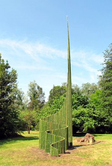 40 Stunning Land Art Installations - Bored Art Bored Art, Bamboo Art, Soyut Sanat Tabloları, Earth Art, Forest Art, Outdoor Sculpture, Art Installations, Sculpture Installation, Outdoor Art