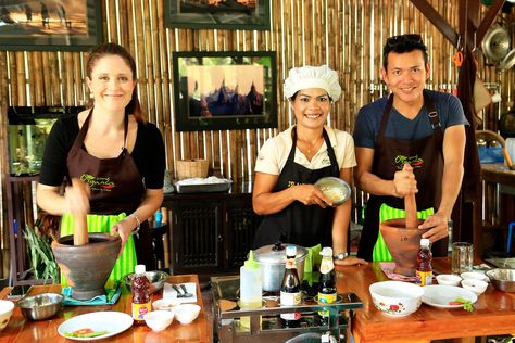 Thai-cooking-class-Samui-island-Organics-cooking4 Authentic Thai Recipes, Thai Recipes Authentic, Chicken Poop, Compost Tea, Thai Cooking, Thai Dishes, Organic Farm, Farm To Table, Organic Produce