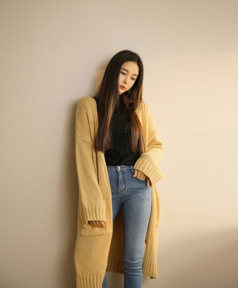 Long Yellow Cardigan And Turtle Neck Long Yellow Cardigan Outfit, Turtle Neck And Cardigan Outfit, Long Yellow Cardigan, Black Cardigan Outfits, Cardigan Outfits Aesthetic, Yellow Cardigan Outfit, Cardigan Outfit Korean, Cottage Clothes, Yellow Cardigan Outfits