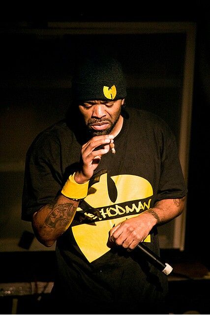 Method Man Method Man Wallpaper, Method Man 90s, Wu Wednesday, Tupac Art, Men 90s, Ghostface Killah, Hip Hop 90s, Hip Hop World, Old School Fashion