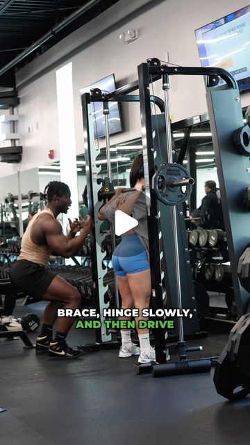 HURRICANE | Online Coach🇬🇭🇺🇸 on Instagram: "How to Squat on the Smith Machine: Proper Bar Positioning for Stronger and Safer Lifts.  If you are familiar with the conventional Barbell squat, the Smith machine squat should be a walk in the park.  Keep the bar in the middle of your body to avoid straining your lower back. Don’t sacrifice form for a supposed Glute stretch! Stand with your feet hip-width apart, and your toes slightly angled outward to open up your hips. Keep your feet under the barbell and not too far from the bar.  I hope this helps 🦾  #squats #legs #legday #legdayworkout #fitnesstips #workouttips #workoutroutine #smithmachine" Proper Squat Form With Bar, Squat Form For Glutes, Smith Machine Squat Variations, Bar Squats For Women, How To Squat Properly With Bar, Smith Machine Squat, Glute Stretch, Kneeling Squat, How To Squat Properly