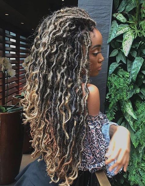 Boho Mermaid Locs, Mermaid Locs, Mermaid Braids, Faux Locs Styles, Boho Mermaid, Blonde Dreadlocks, Faux Loc, Boho Locs, Blonde Box Braids