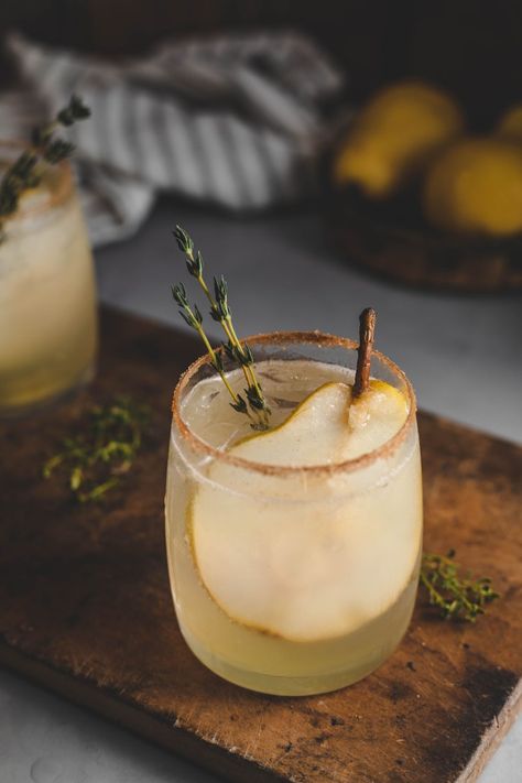 Pear Gin Fizz, Pear Gin, Gin Fizz Cocktail, Pear Liqueur, Pear Cocktails, Gin Sour, Spiced Pear, Gin Fizz, Fussy Eaters