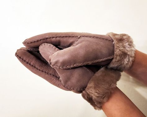 Sheepskin Gloves, Beautiful Backpacks, Thick Scarf, Aviator Hat, Leather Organization, Small Leather Bag, Winter Gloves, Handmade Purses, Red Hats