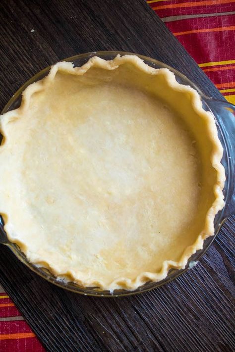 This pie crust is flaky, delicious and so easy to make. Whether you have a Food Processor or not, you can easily make a perfect pie crust No Chill Pie Crust Recipe, Crust Recipe Easy, Easy Pie Crust Recipe, No Fail Pie Crust, Pastry Dough Recipe, Pie Crust Recipe Easy, Pumpkin Pie Recipe Easy, Easy Pie Crust, Pie Crust Recipe