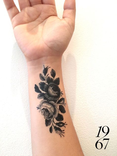 Rose Tattoo Spine, Single Rose Tattoo, Rose Tats, Flower Cover Up Tattoos, Single Rose Tattoos, Cover Up Tattoos For Women, Wrist Tattoo Cover Up, Black Tattoo Cover Up, Tattoos Rose