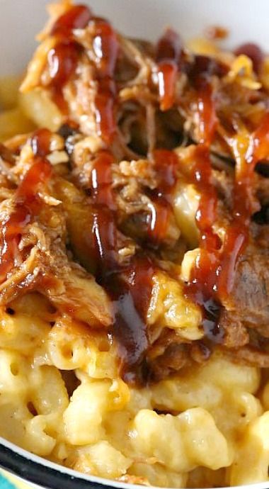 Pulled Pork Mac and Cheese (Piggy Mac) Pulled Pork Mac And Cheese, Pork Mac And Cheese, Pulled Pork Leftovers, Bbq Beef, Pulled Pork Recipes, Sharp Cheddar, Pork Dishes, Photo Edited, Bbq Sauce