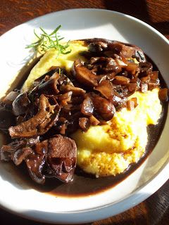 Napa Farmhouse, Bbq Mushrooms, Mushroom Polenta, Balsamic Mushrooms, Mushroom Ragu, Polenta Recipes, Mushroom Dish, Creamy Polenta, Wild Mushroom