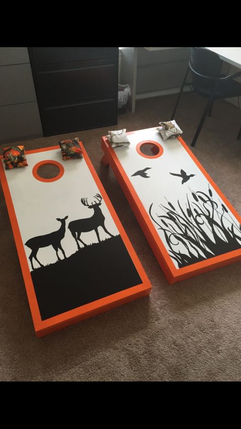 Hand painted deer and duck cornhole boards with matching orange and white camo bags Diy Cornhole Game, Camo Bags, Bean Bag Boards, Diy Cornhole Boards, Painted Deer, Cornhole Boards Designs, Diy Yard Games, Cornhole Designs, Custom Cornhole Boards