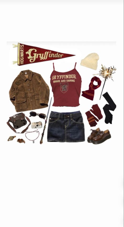 Gryffindor Clothes Png, Gryffindor Outfits Aesthetic, Harry Potter Inspired Outfits Gryffindor, Gryffindor Uniform Aesthetic, Harry Potter Dr Outfits, Harry Potter Clothes Aesthetic, Hogwarts Clothes Aesthetic, Hogwarts Inspired Outfits, Hogwarts Outfits Gryffindor