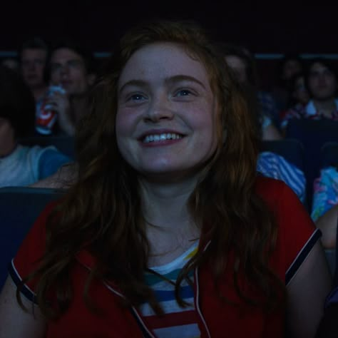 sadie sink playing max mayfield stranger things season 3 2019 Max Mayfield Icons, Shifting To Stranger Things, Maxine Mayfield, Stranger Things Max, Duffer Brothers, Stranger Things Season 3, Max Mayfield, Stranger Things Have Happened, Stranger Things Characters