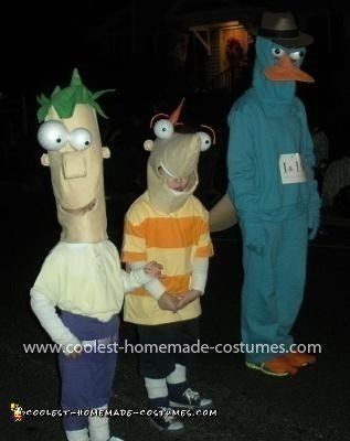 Coolest Phineas, Ferb and Perry Costumes 6 Perry The Platypus Halloween Costume, Phineas Y Ferb Disfraz, Perry And Doofenshmirtz Costume, Perry The Platypus Costume, Phineas And Ferb Costume, Phineas And Ferb Perry, Phineas E Ferb, Halloween Foods, Halloween 23