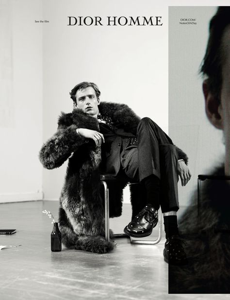 Dazed & Confused - Volume IV: Autumn/Winter 2014 Dior 2014, Rabastan Lestrange, Mens Fur, Mens Editorial, Human Poses Reference, Human Poses, Fashion Advertising, 인물 사진, Fashion Photoshoot